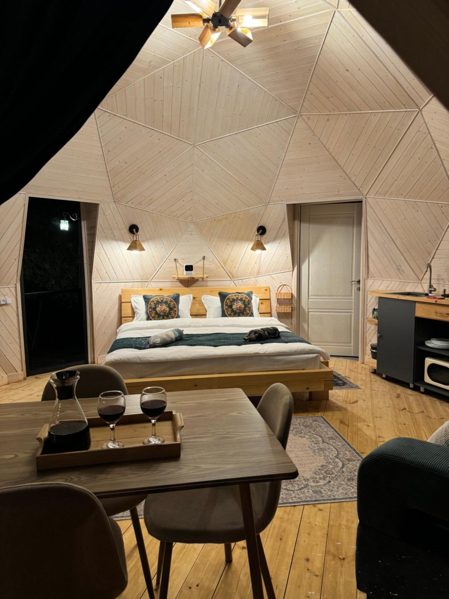 Glamping Emerald Kazbegi Eksteriør bilde