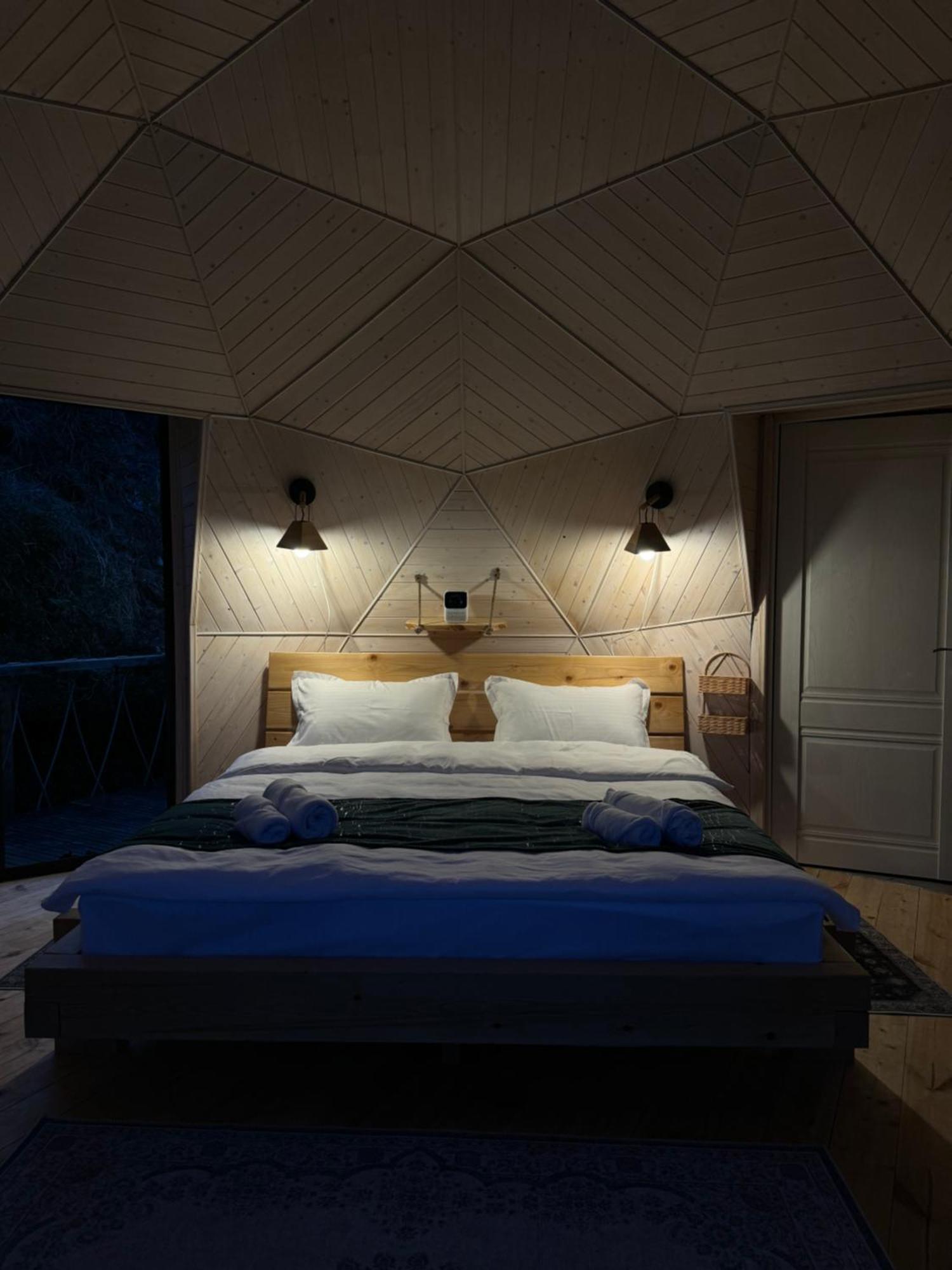Glamping Emerald Kazbegi Eksteriør bilde