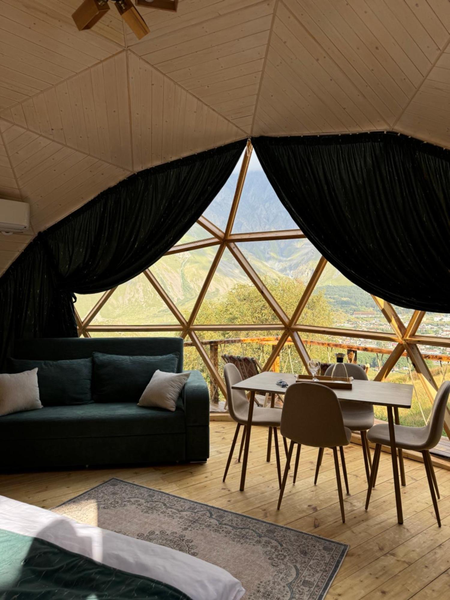Glamping Emerald Kazbegi Eksteriør bilde