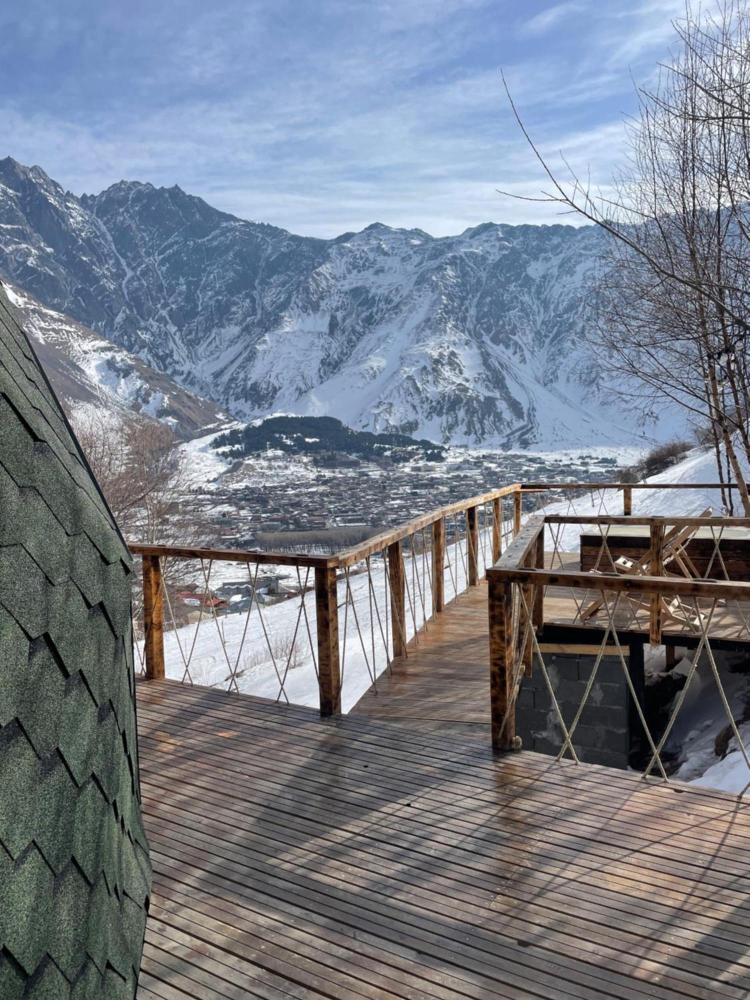 Glamping Emerald Kazbegi Eksteriør bilde